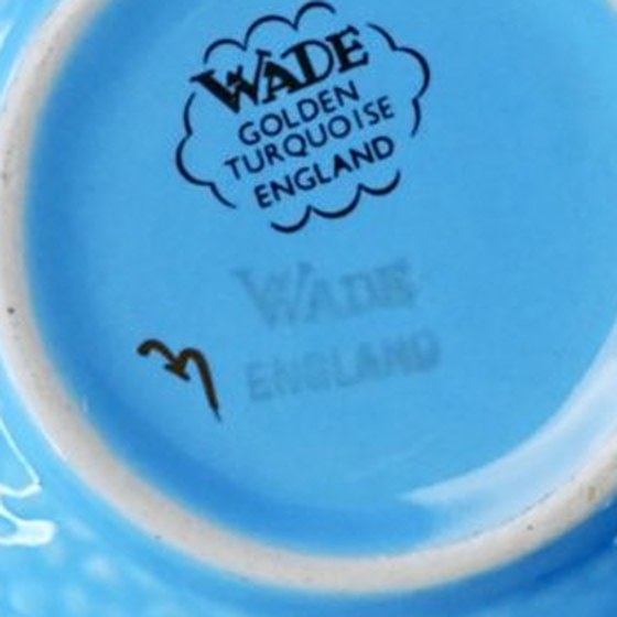 Wade Golden Turquoise backstamp