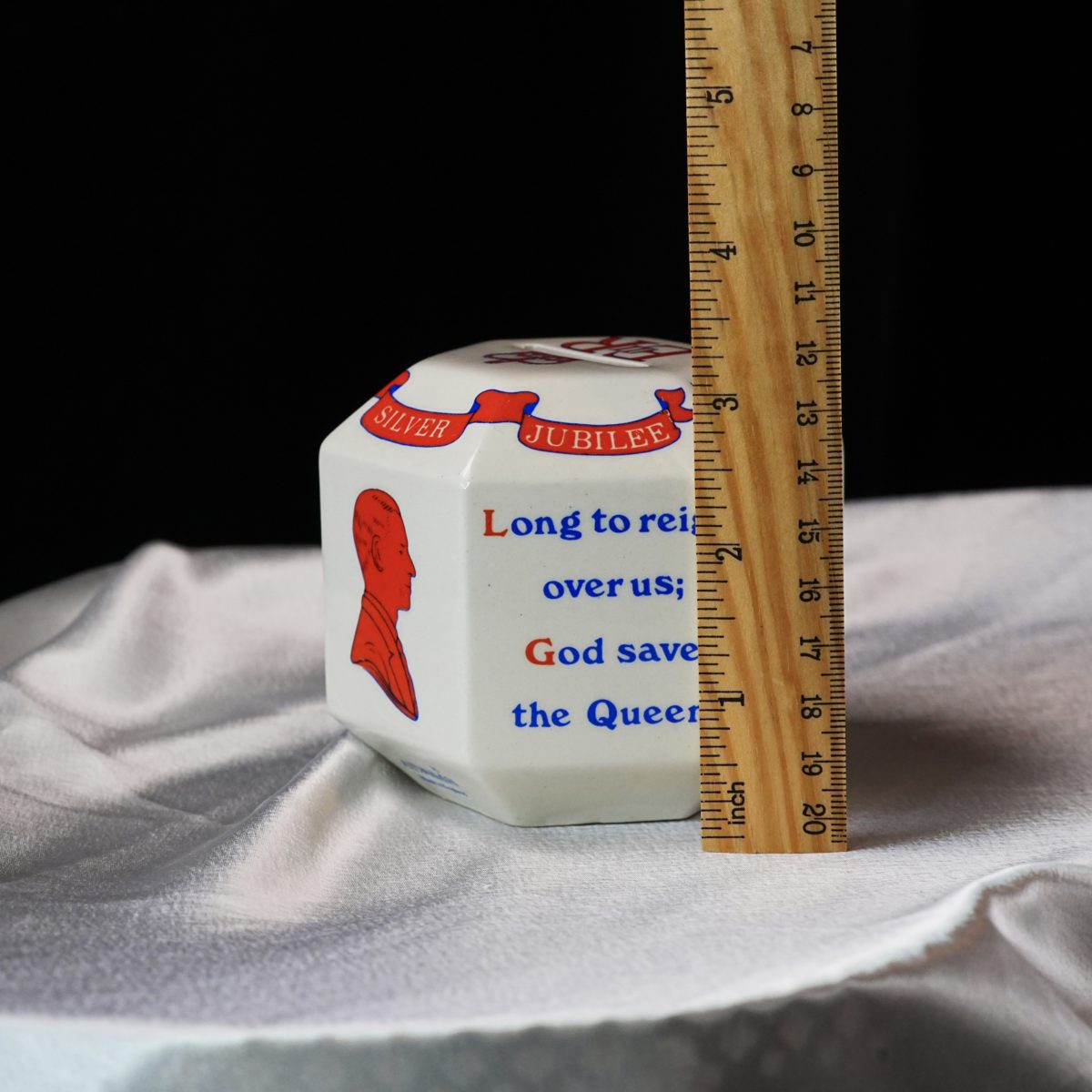Vintage Adams QEII Silver Jubilee Money Box photo 4