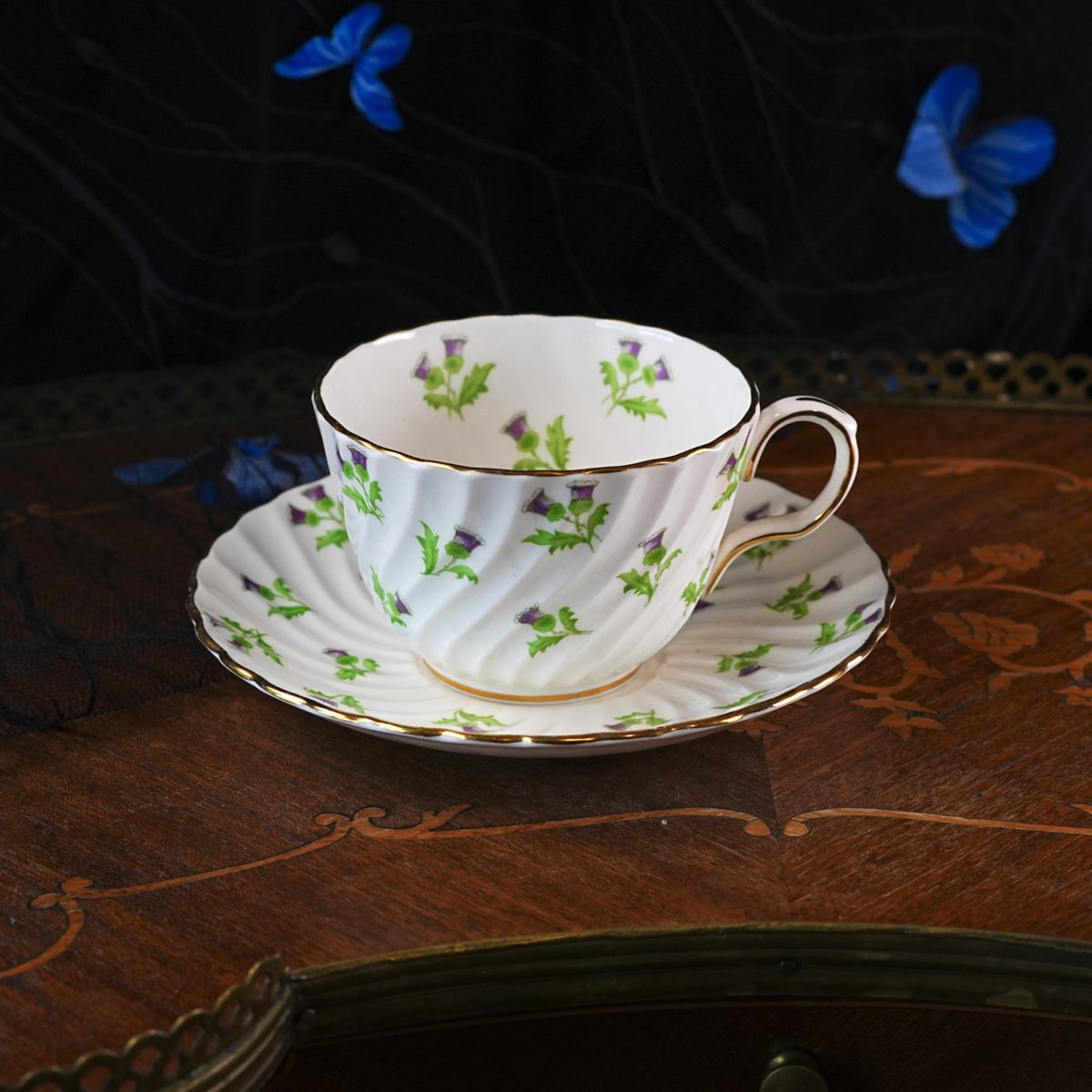 Vintage Aynsley Scots Thistle teacup with swirl fluted body, hand painted purple thistles, bone china England