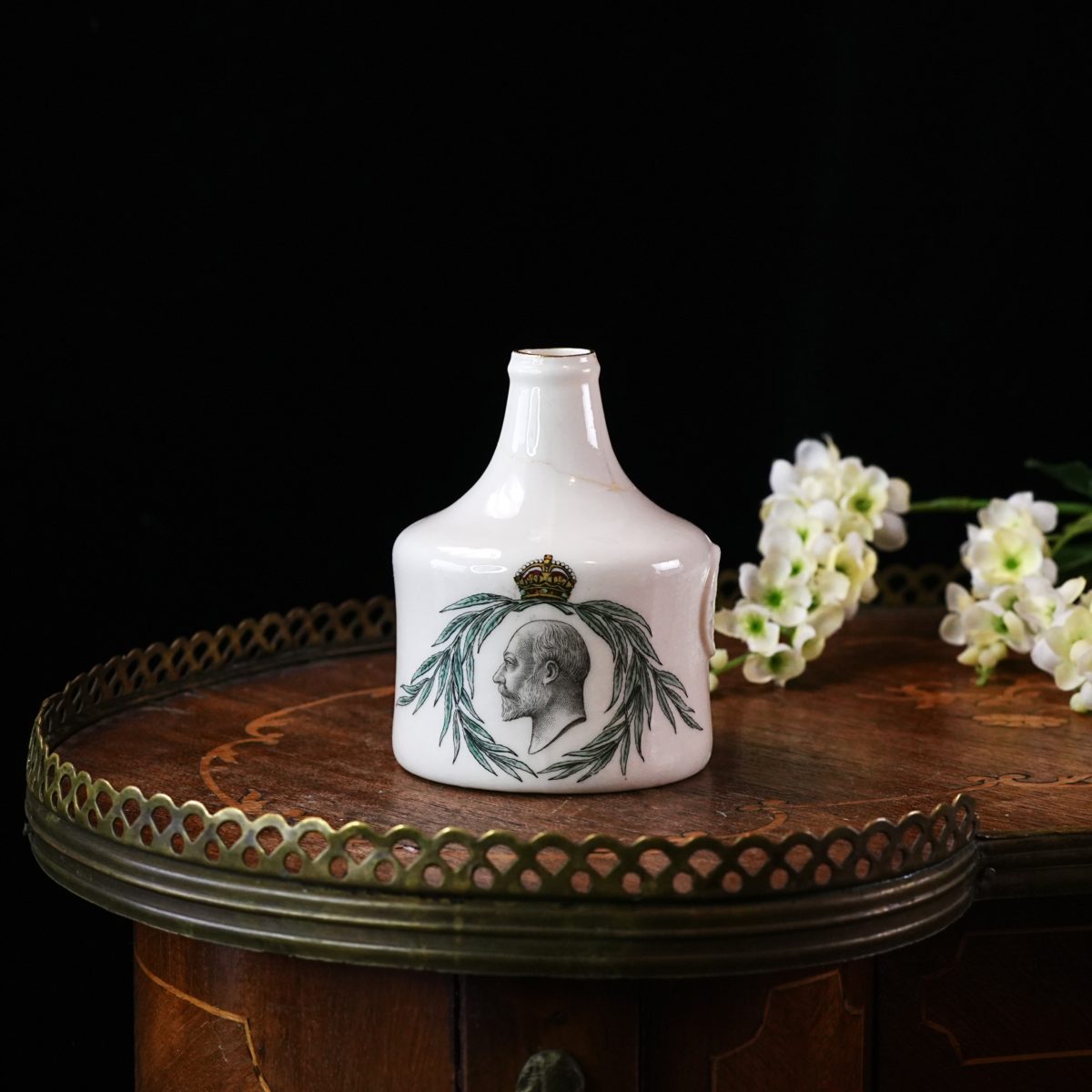 AS IS Antique W.H. Goss Edward VII Memorial Sack Bottle