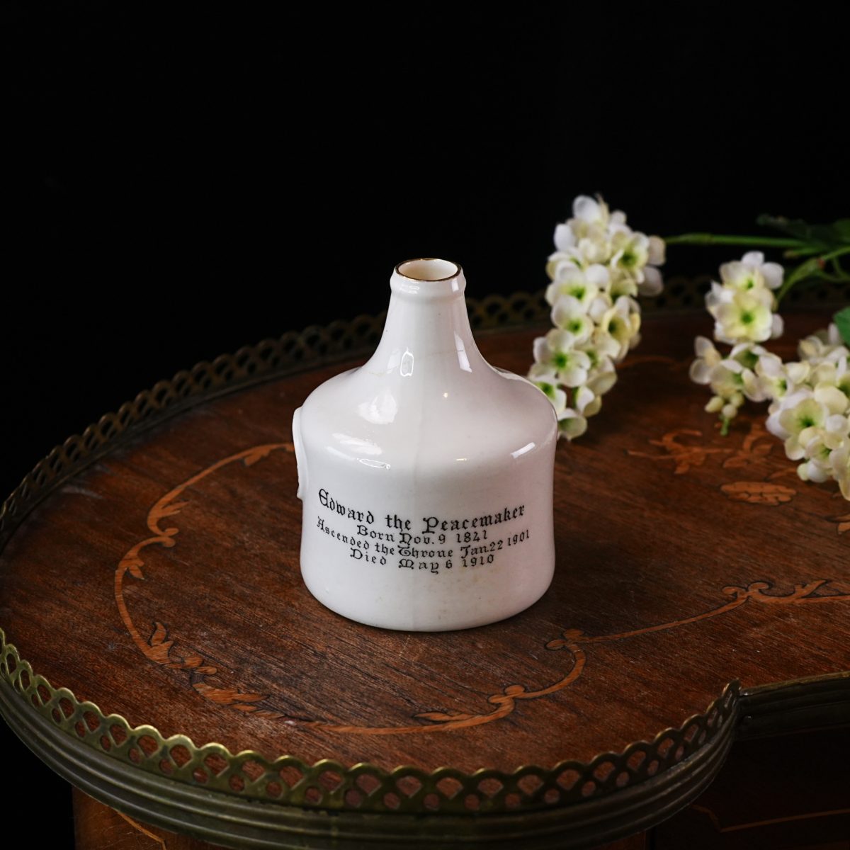 AS IS Antique W.H. Goss Edward VII Memorial Sack Bottle photo 3