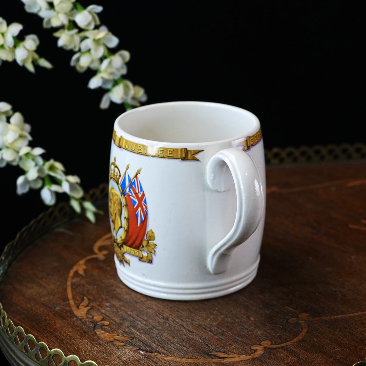 Vintage Maddock Royal Vitreous George V Silver Jubilee Mug photo 3