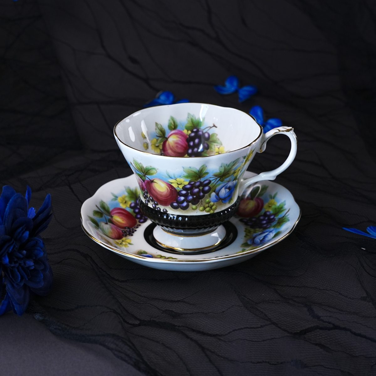 Royal Albert Country Fayre Kent Teacup & Saucer