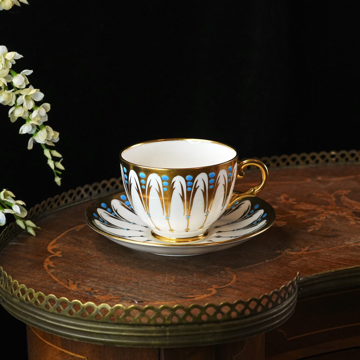 Royal Chelsea gold and turquoise geometric petal teacup