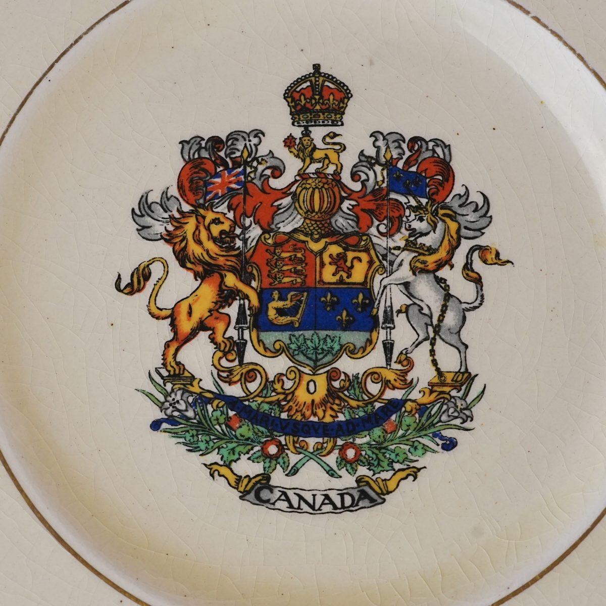 Vintage Royal Winton Canada Coat of Arms Plate photo 5