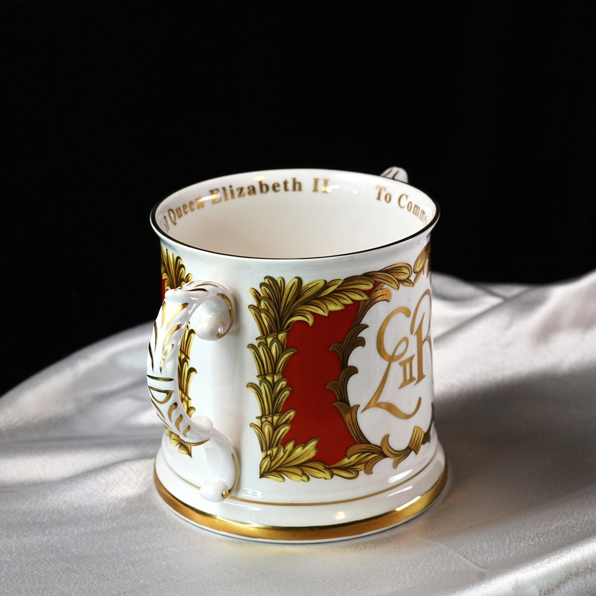 Vintage Royale Stratford Queen Elizabeth II Golden Jubilee Loving Cup photo 2