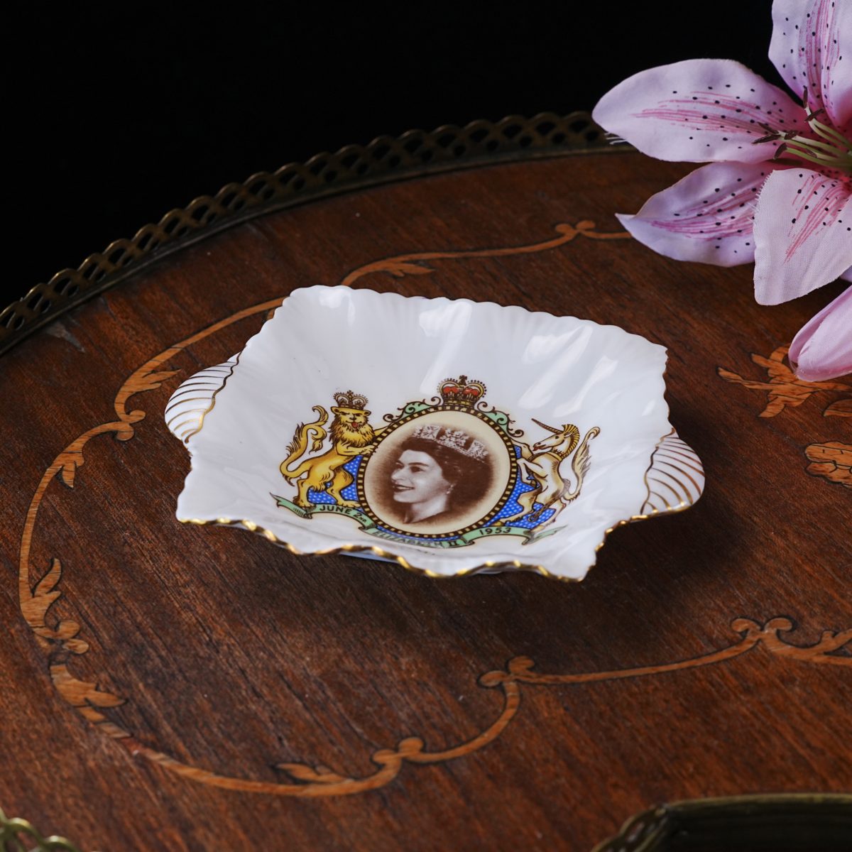 Vintage Shelley Bone China Queen Elizabeth II Coronation Dish photo 2