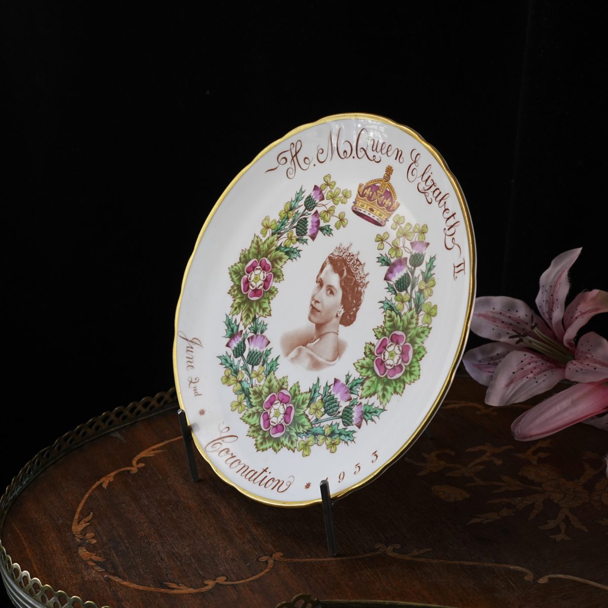 Vintage Tuscan Bone China Queen Elizabeth II Coronation Plate photo 4